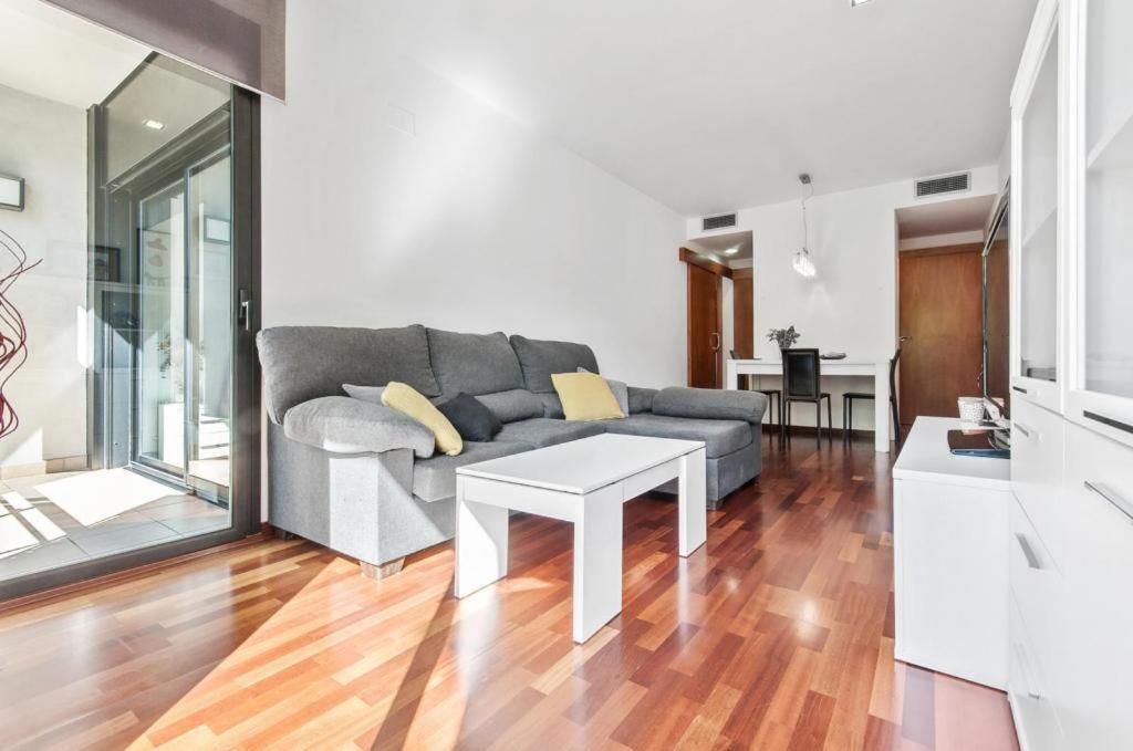 Barcelona-Forum Apartments Сан-Адріа-де-Бесос Екстер'єр фото